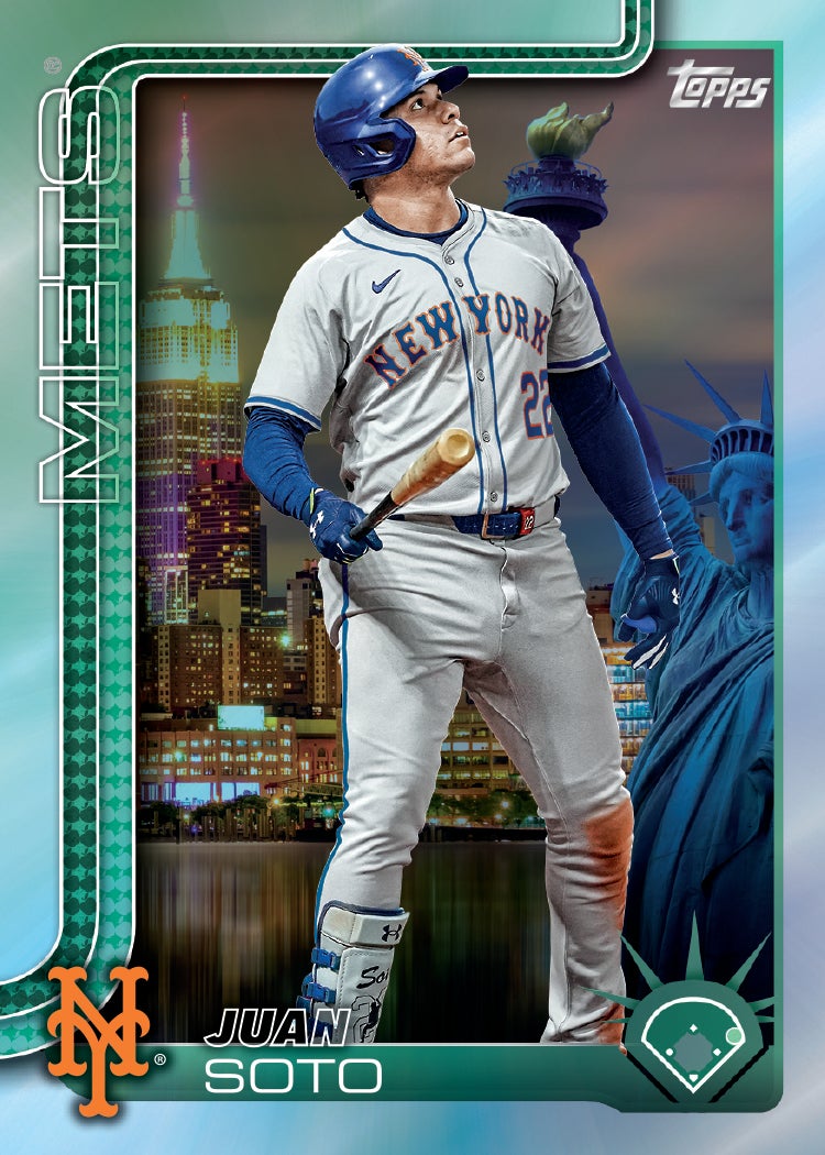 2025 Topps Chrome Juan Soto Fanatics Fest NYC card. 