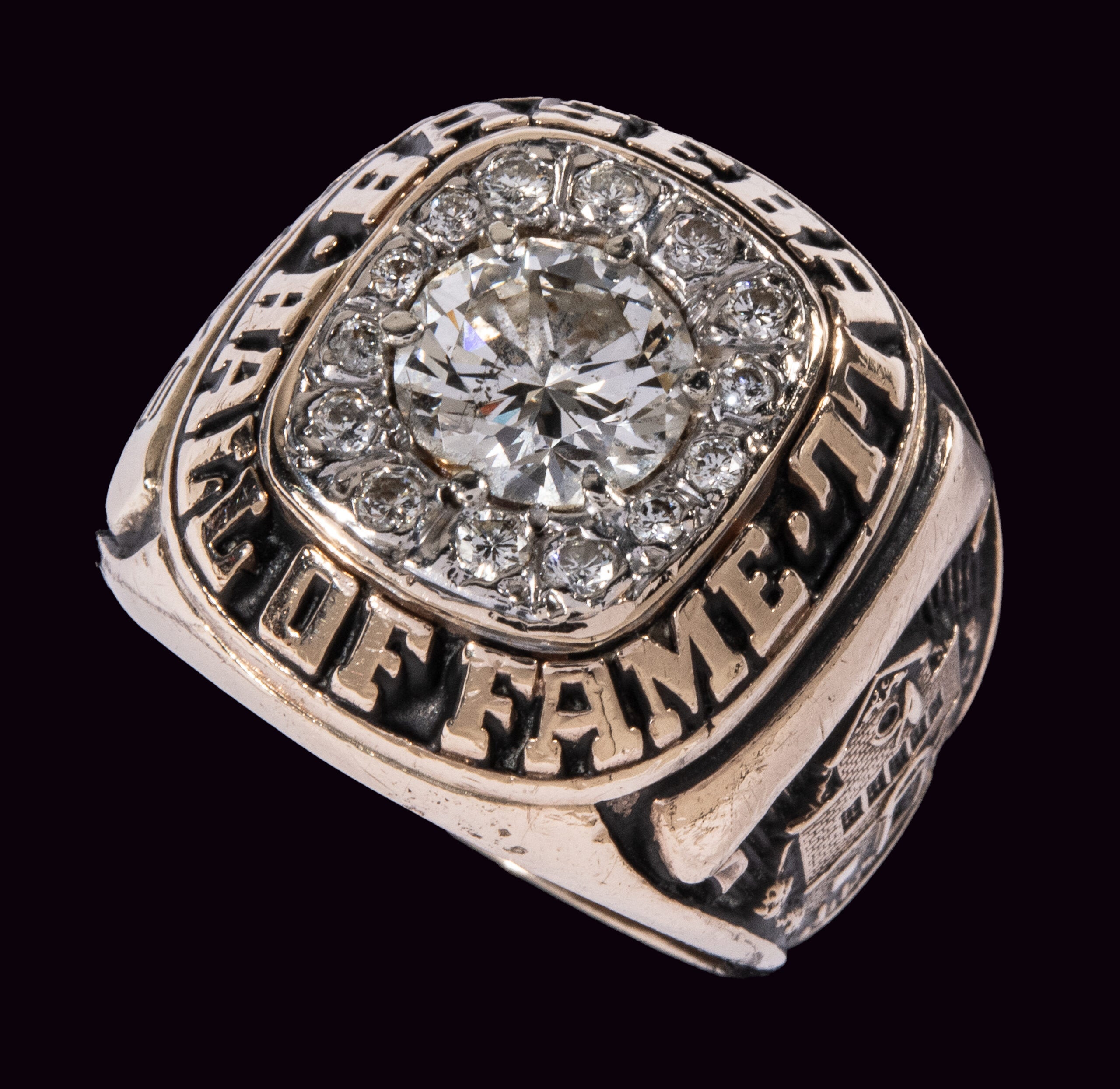 Willie Mays Baseball Hall of Fame induction ring.