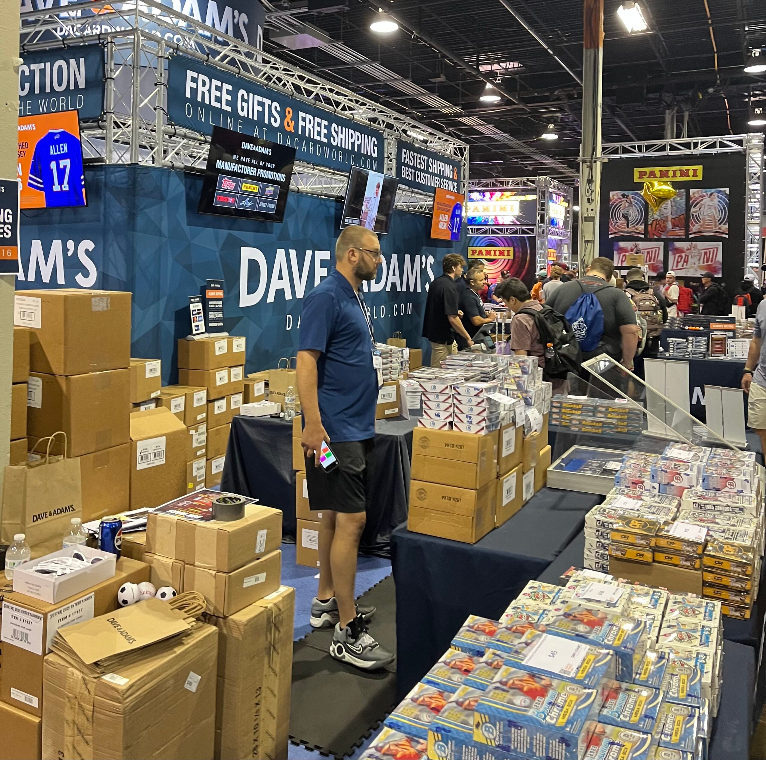 Dave & Adams, one of the biggest card and memorabilia companies in the hobby, does business at The National. 
