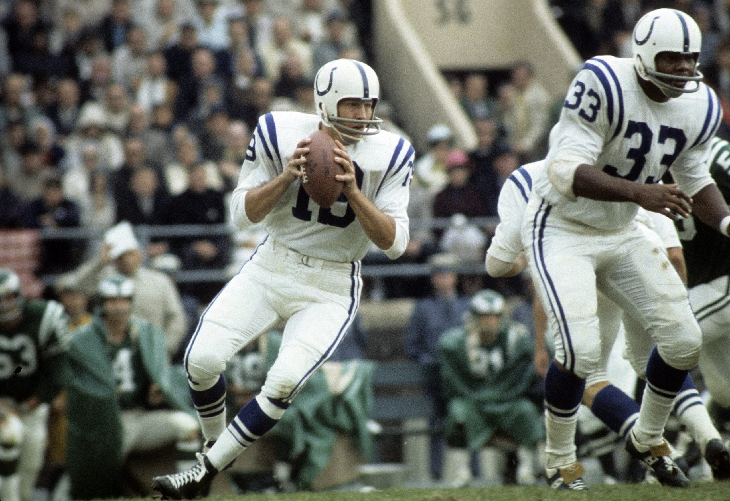 Hall of Famer Johnny Unitas dropping back to pass in the 1970s at Veterans Stadium in Philadelphia. 