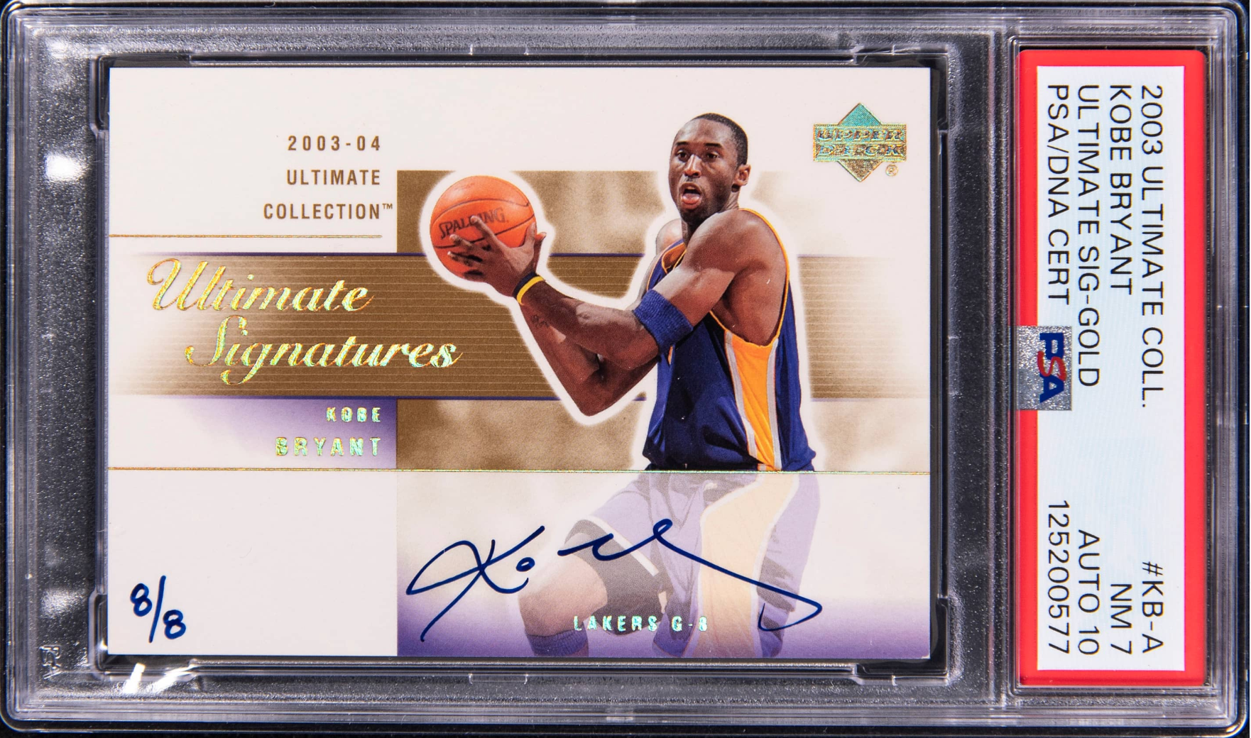 2003 Ultimate Collection Kobe Bryant Ultimate Collection card. 