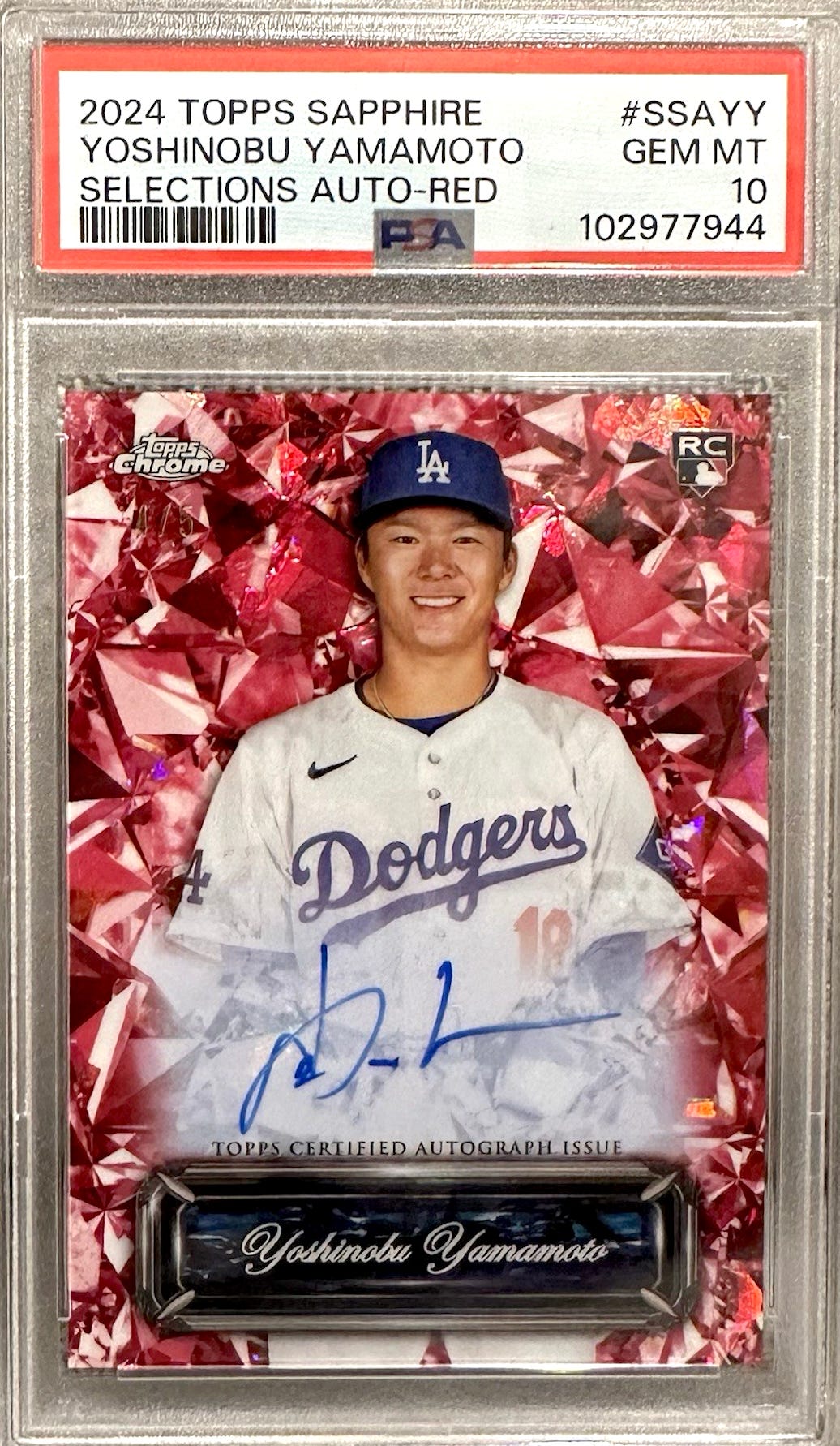 Yoshinobu Yamamoto cards soar after World Series MVP