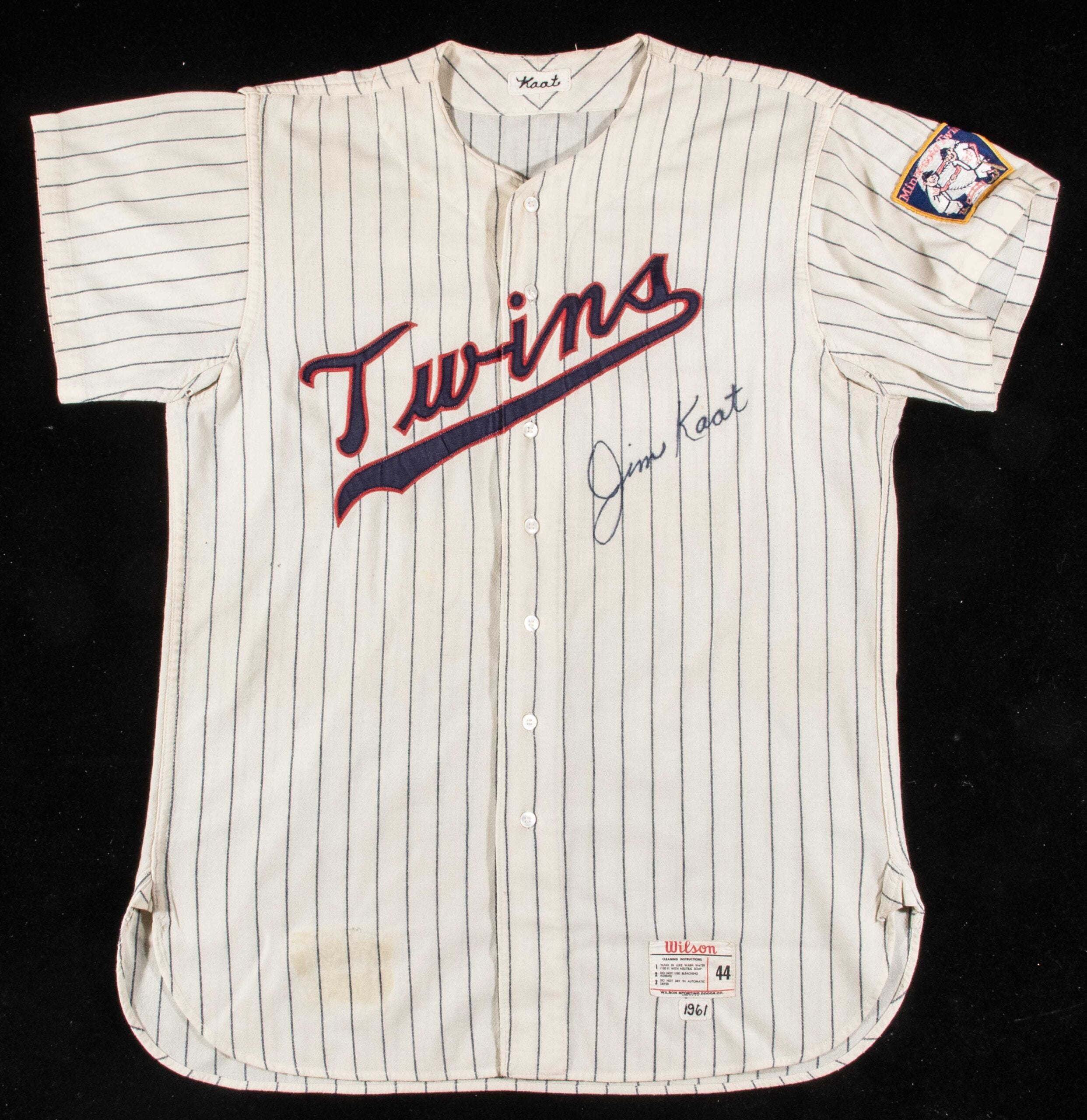 Mickey Mantle jersey, Babe Ruth bat headline historic baseball