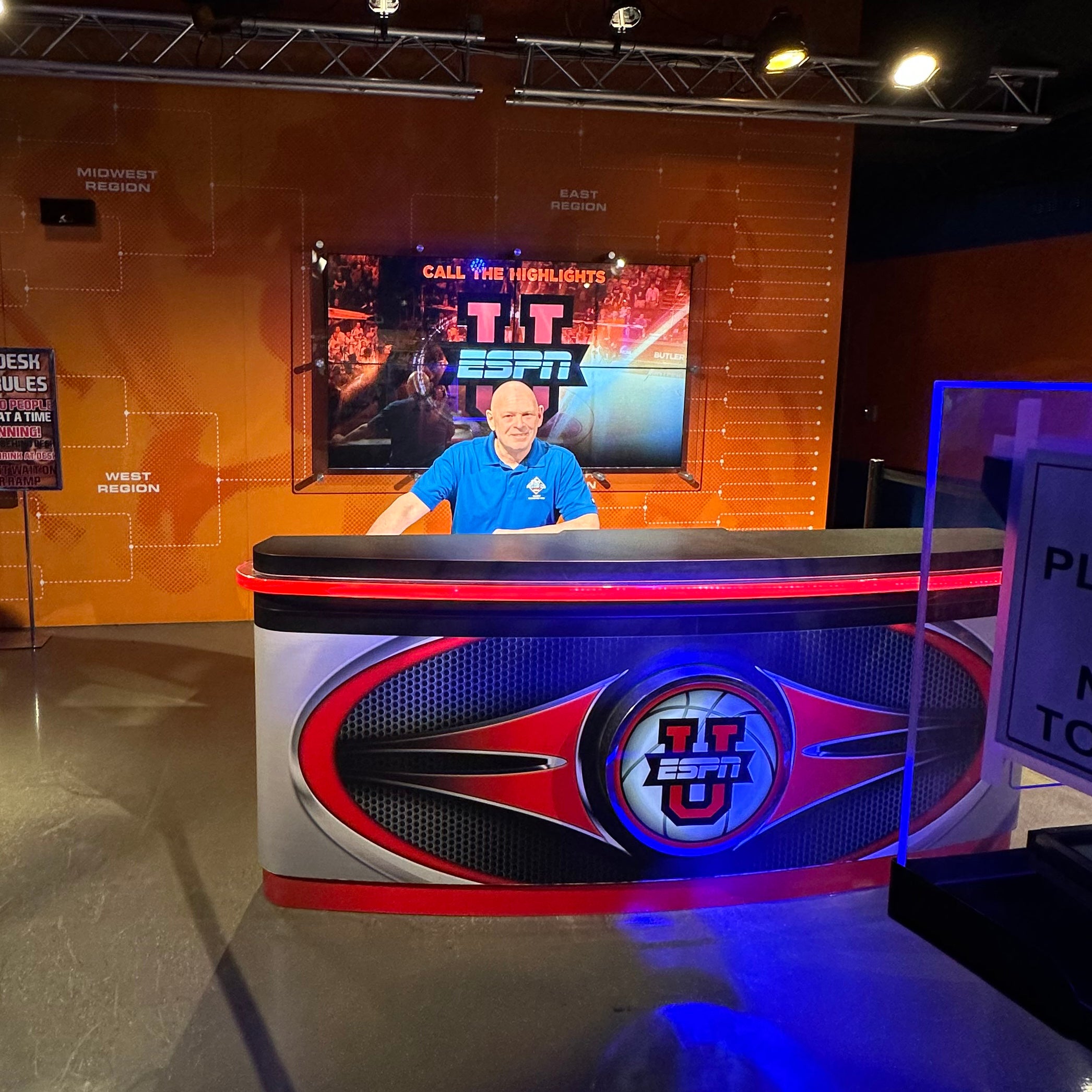 SCD's Ross Forman at the ESPNU desk at The College Basketball Experience. 