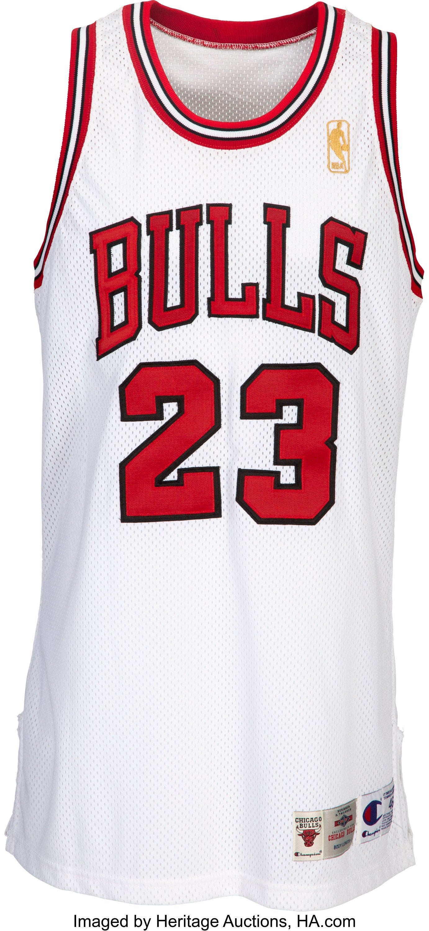 Michael Jordan featured in Heritage auction - Sports
