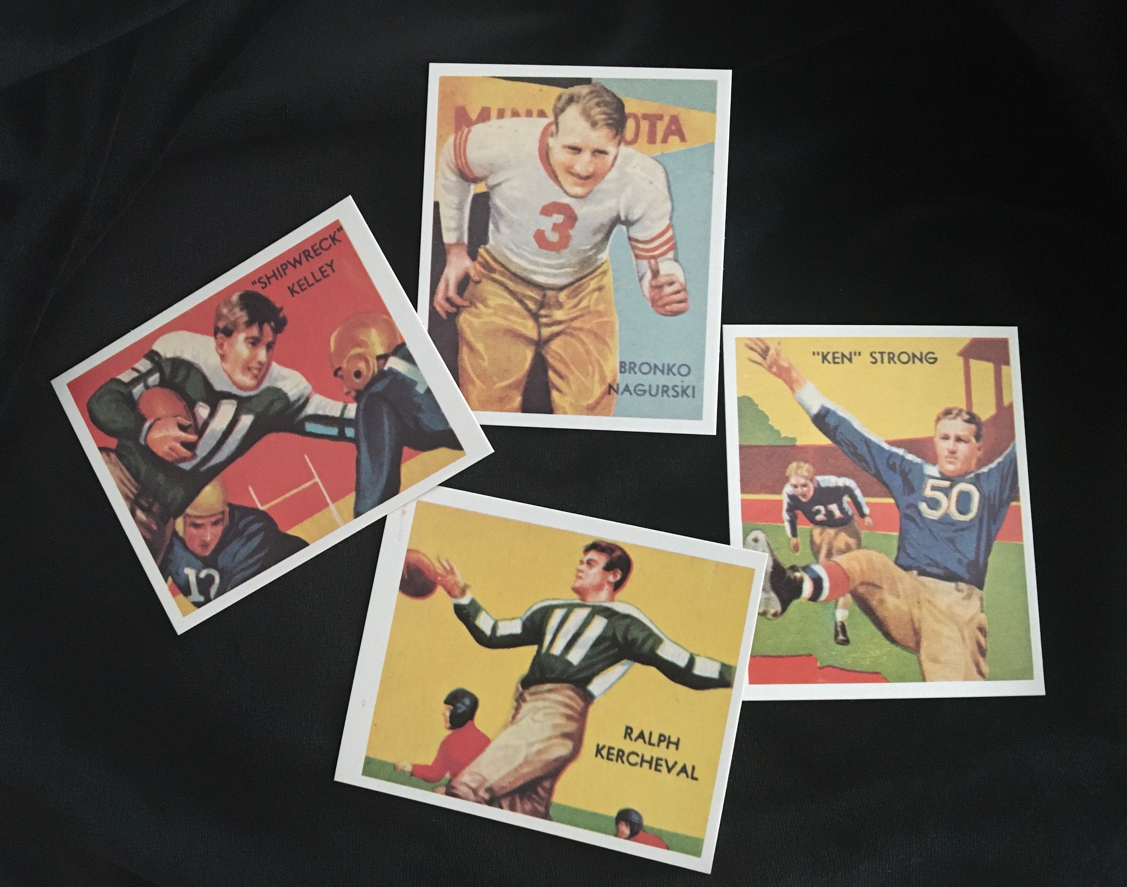 注文割引 set football vintage 'iconic' An - Digest Collectors Sports 彫刻