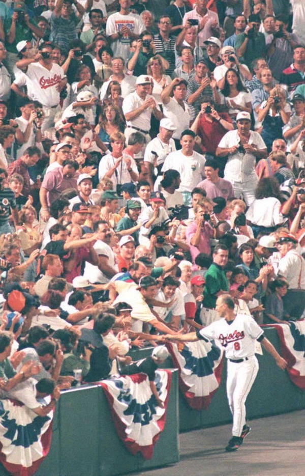 4-victory-lap-gettyimages-51991830.jpg