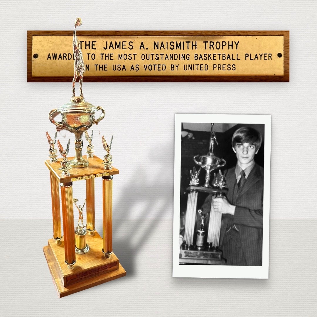 1970-poy-trophy-for-maravich.jpg
