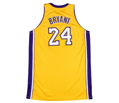 kobe-jersey.png