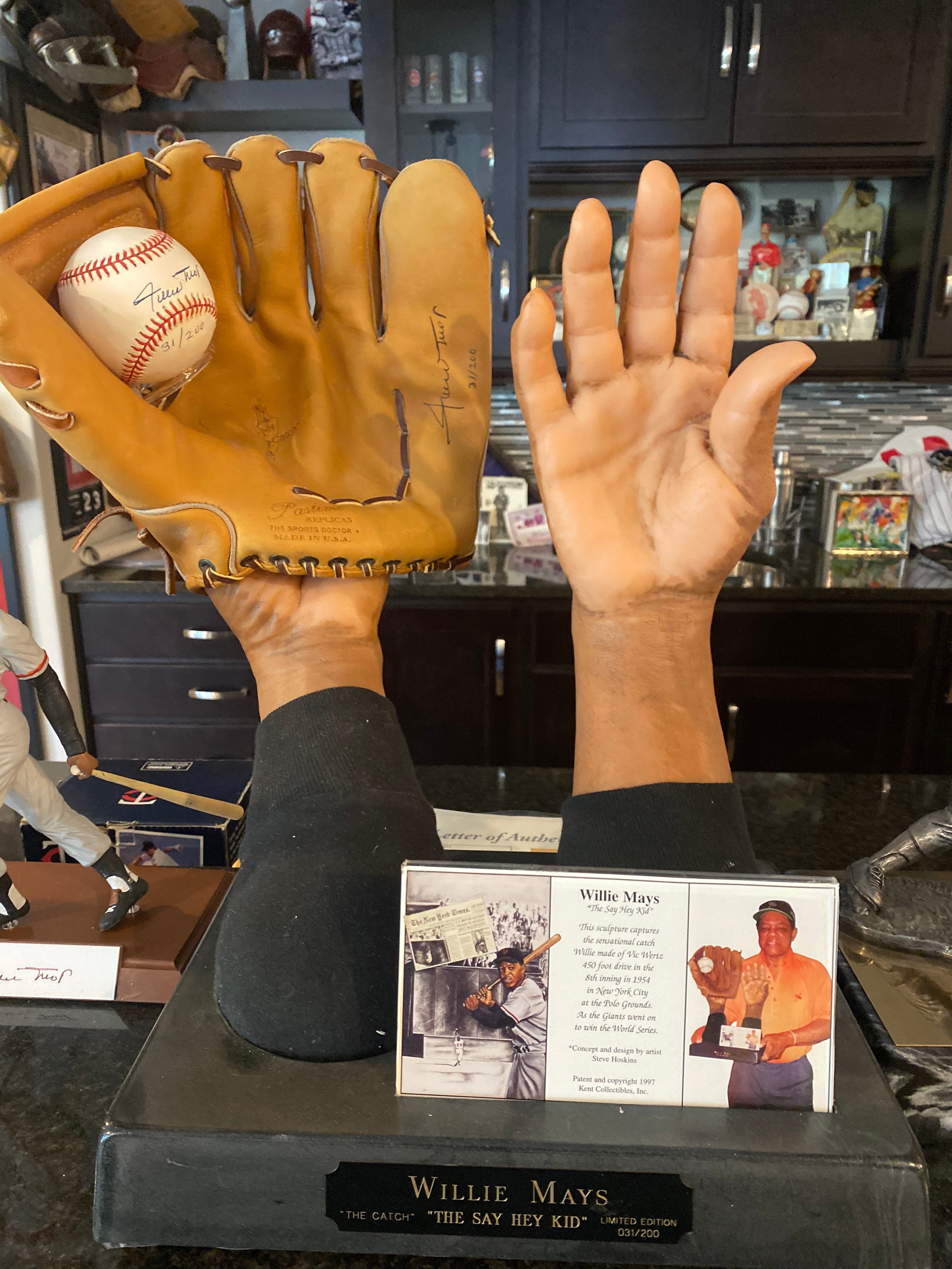 willie-mays-hand.jpg
