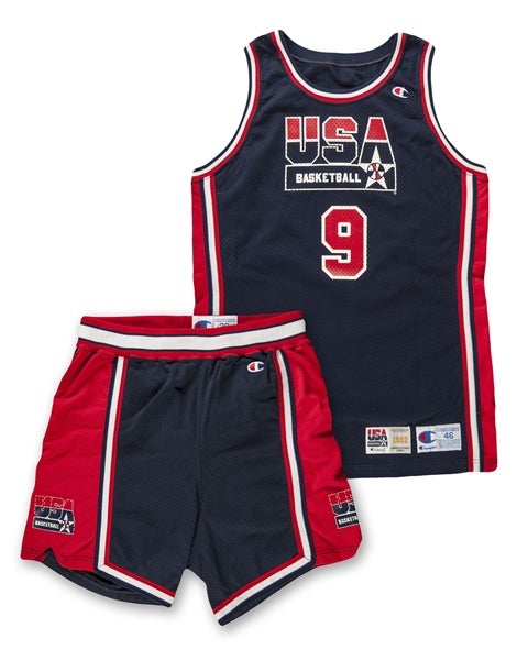 7dream-jordan-full-uniform-goldin.jpg