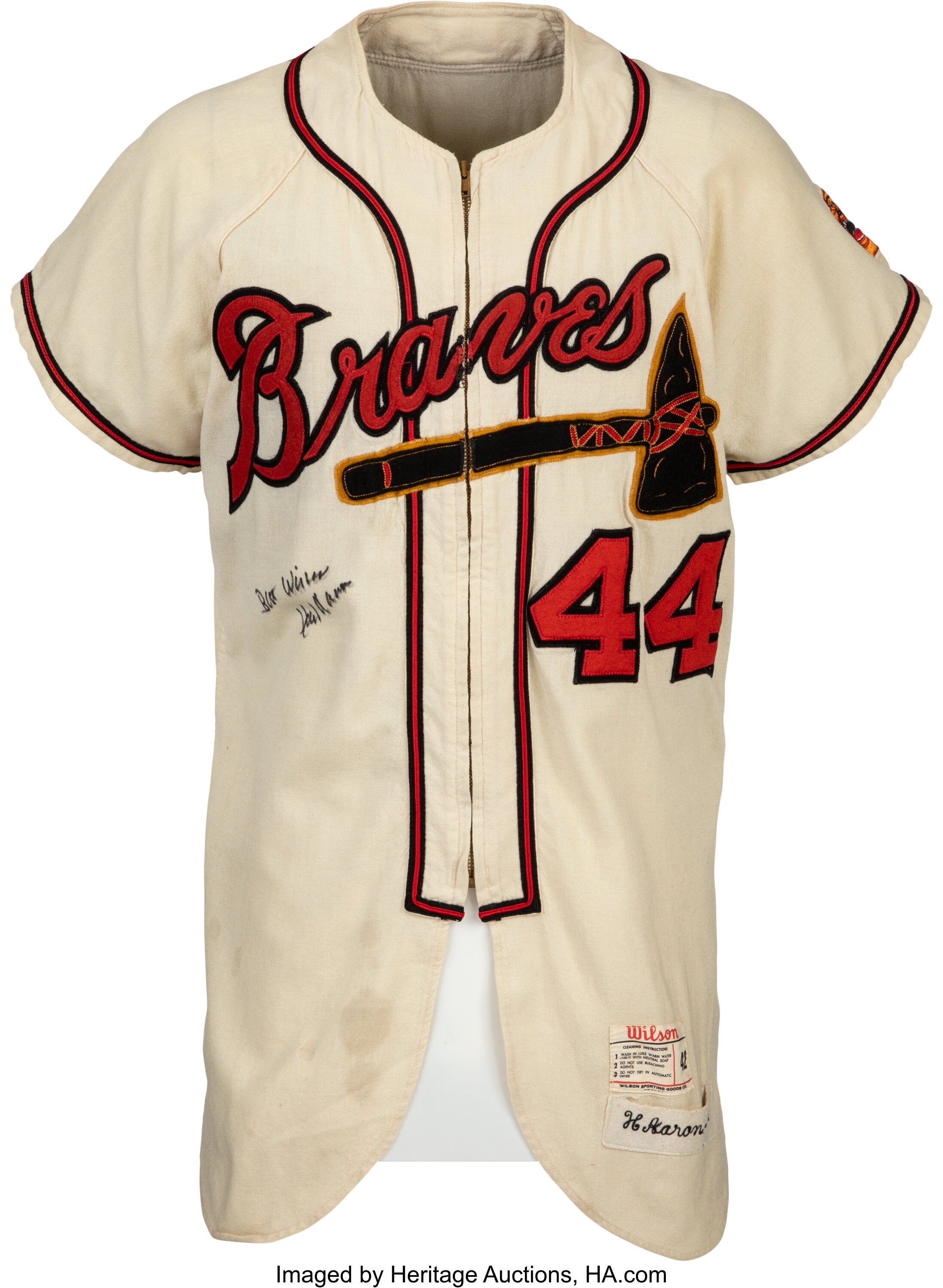 1962-hank-aaron-game-worn--signed-milwaukee-braves-uniform_heritage_auctions.jpg