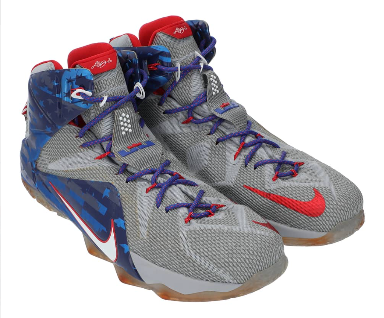 lebron-sneakers.png