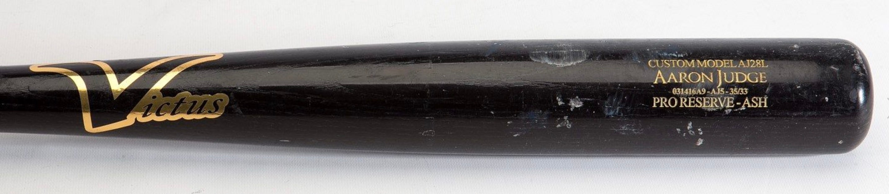 sider19-judge-2016-bat-3112-scp-auctions.jpg