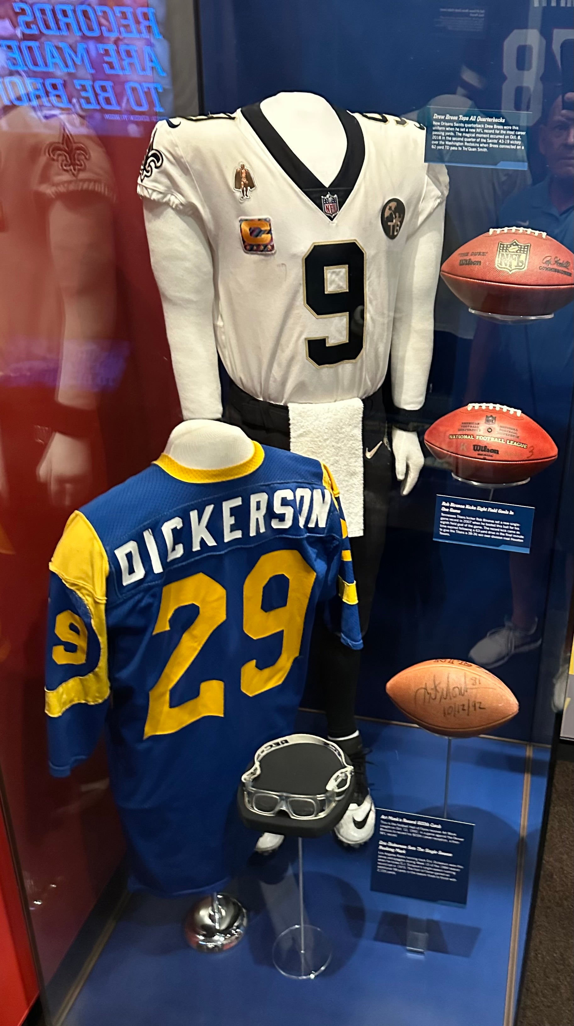 dickerson-jersey.jpg