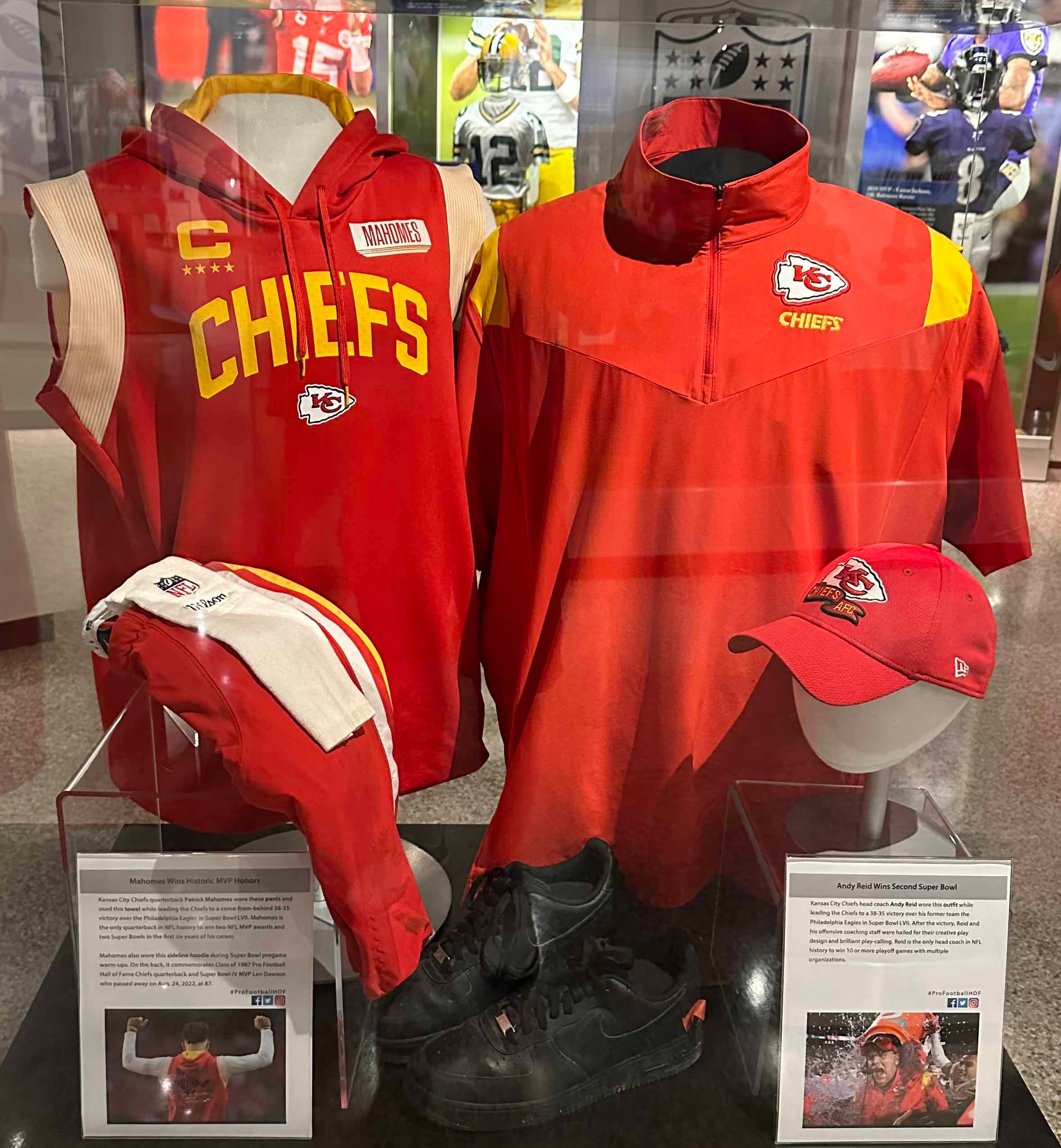 mahomes-reid-sb.jpg