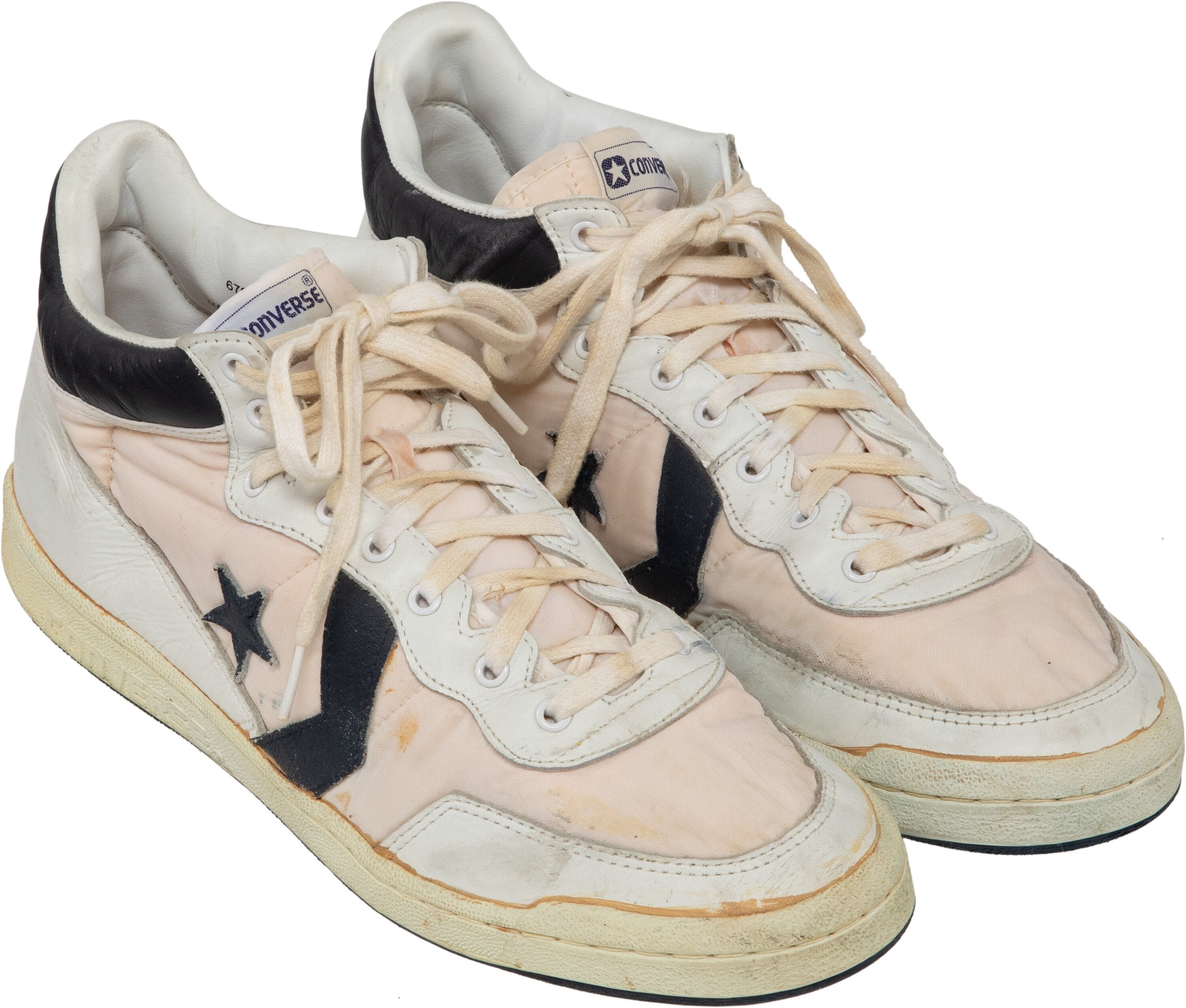1984-michael-jordan-game-worn-los-angeles-olympics-game-worn-usa-basketball-sneakers_heritage_auctions.jpg
