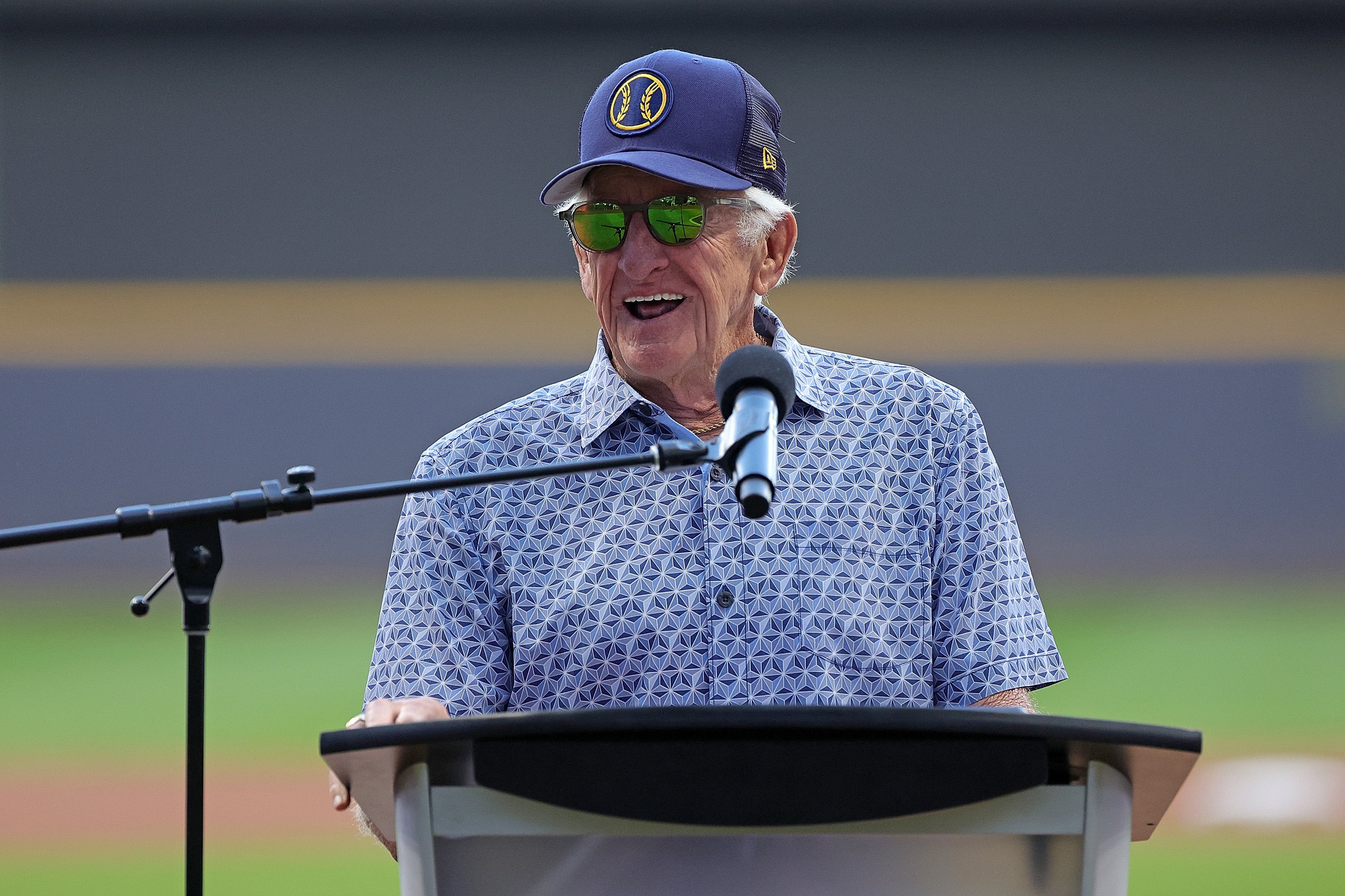 bob-uecker-getty-1.jpg