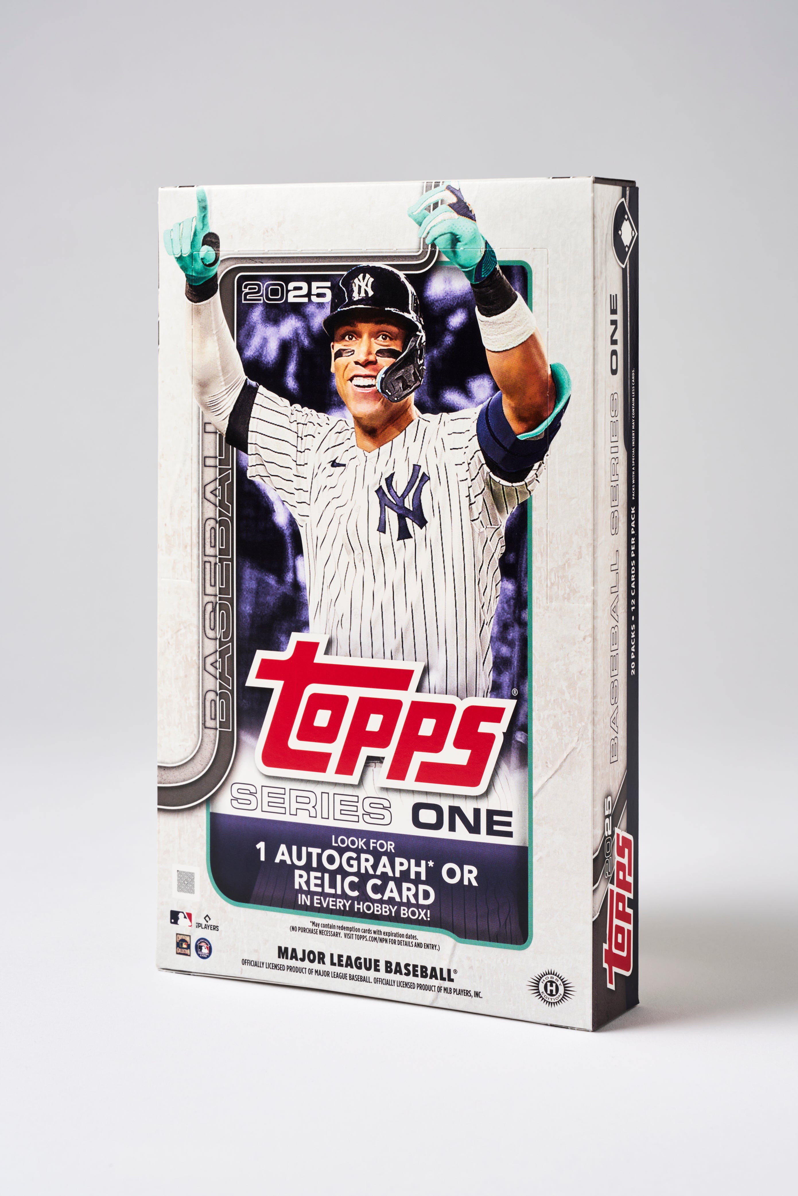 topps-series-1-box.jpg