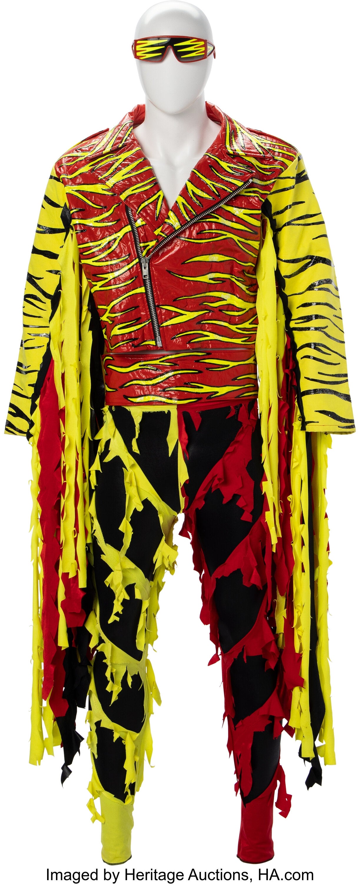 1990s-macho-man-randy-savage-worn-jacket--outfit-with-glasses_heritage_auctions.jpg